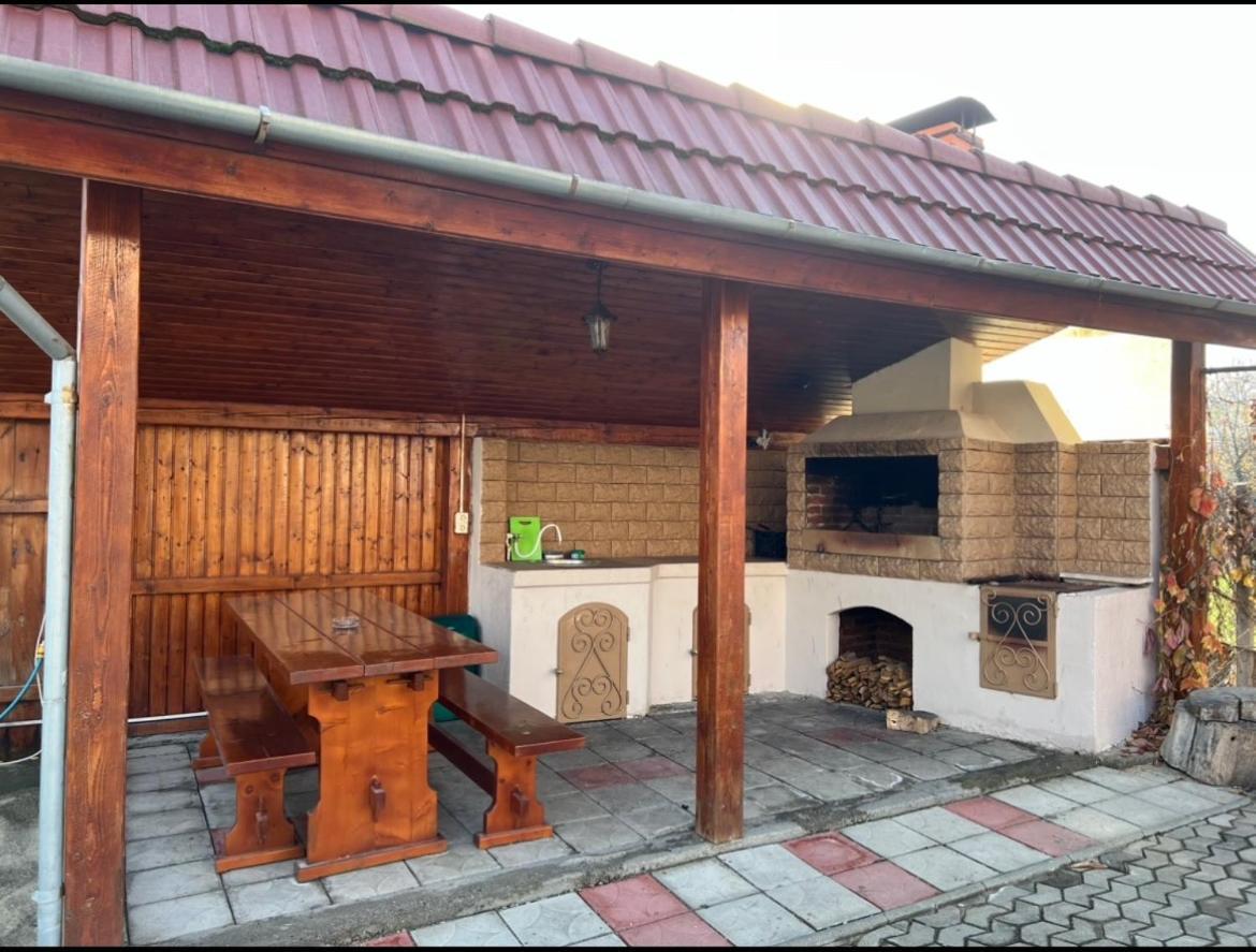 Pensiunea Class Sălişte Exterior foto